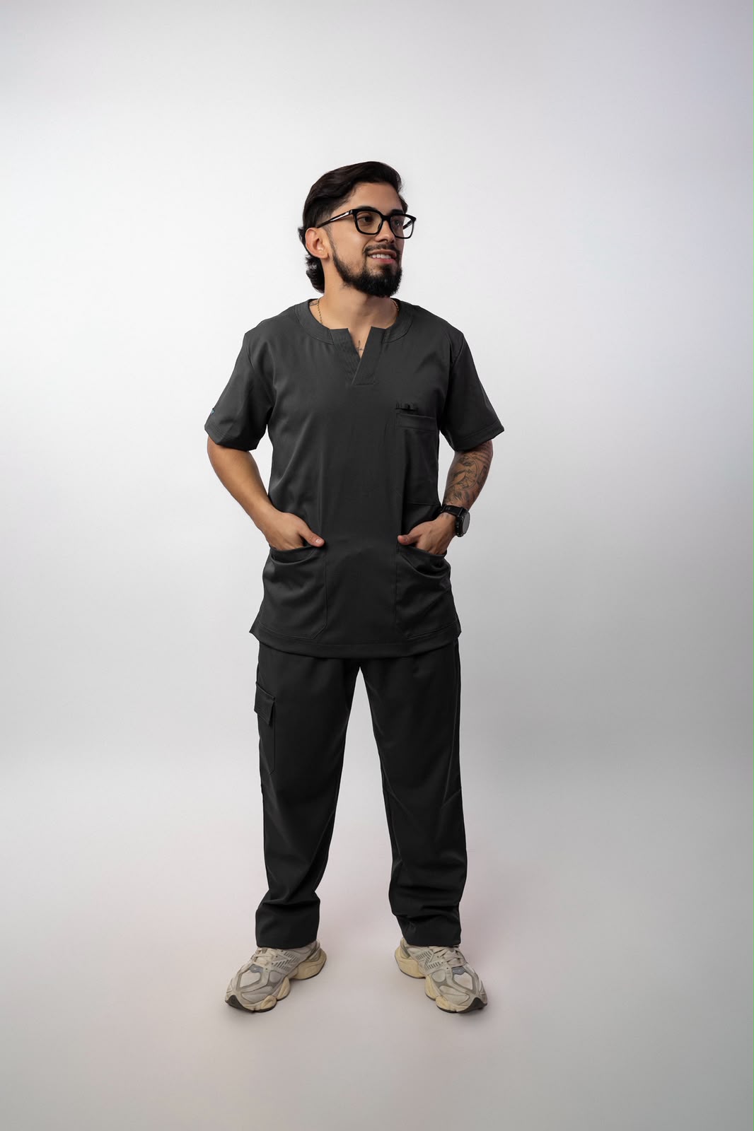Uniforme Ref Adan, Licrado Strech